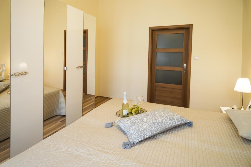 Apartment Za Poricskou Branou براغ المظهر الخارجي الصورة